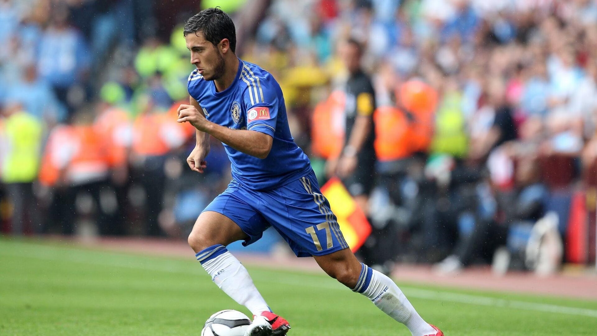 季后赛抢七之夜，浓眉完成里程碑，当数据成为史诗，胜负只是注脚